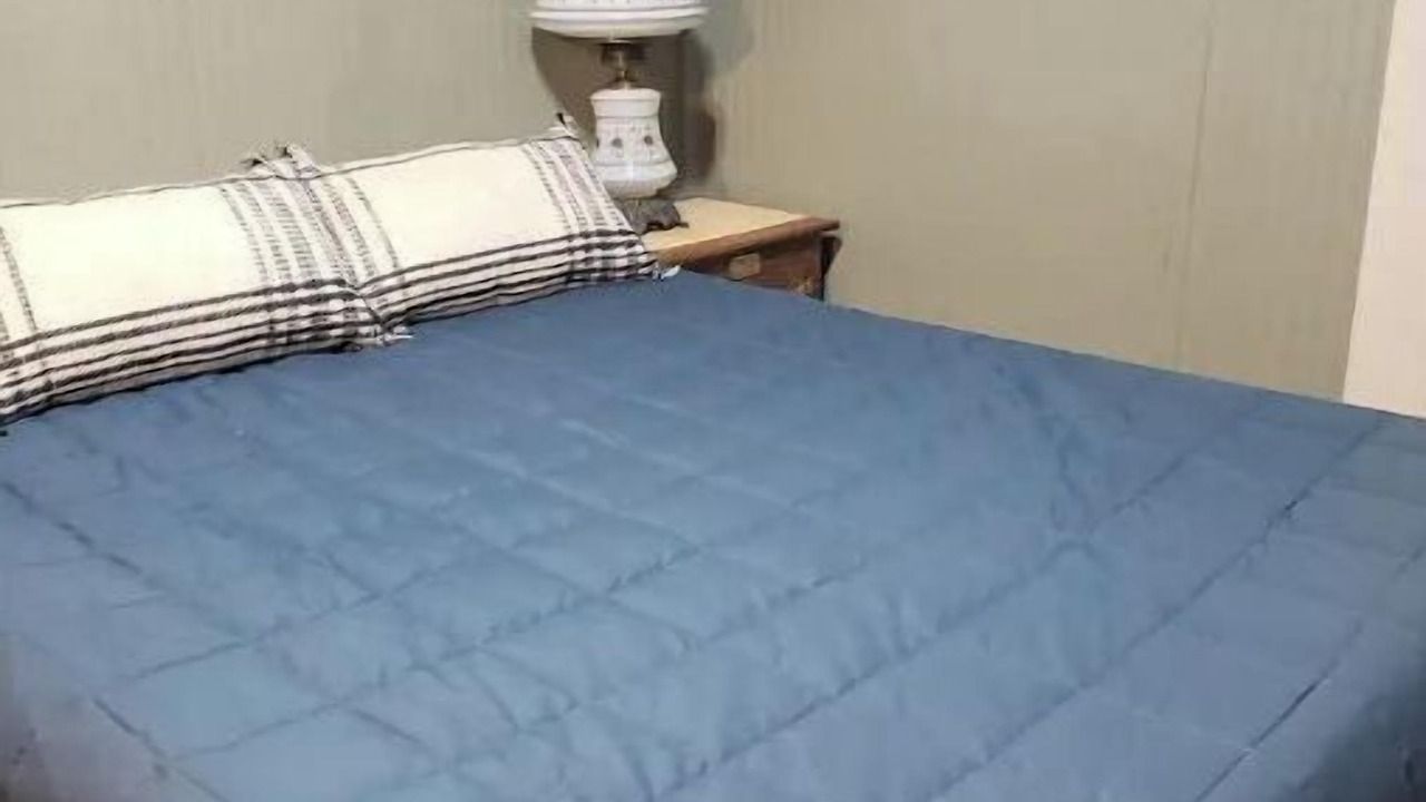 Photo of Bedroom in Springville