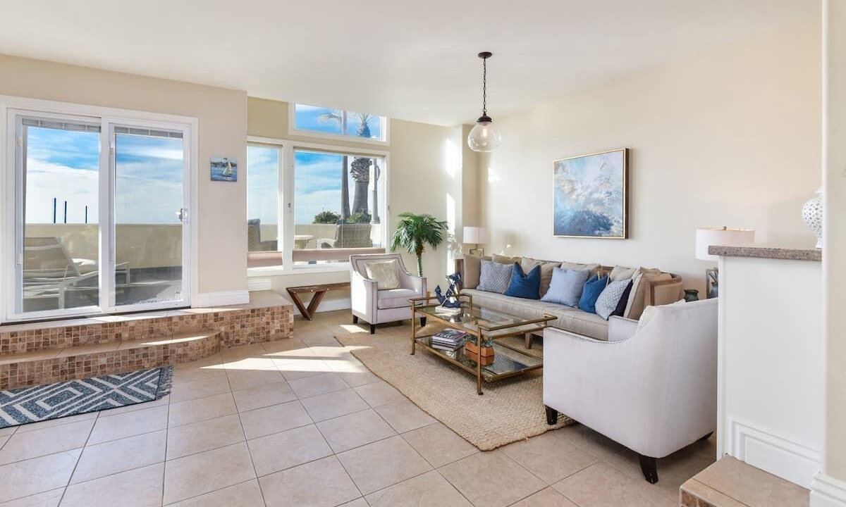 Photo of Livingroom in Newport Beach