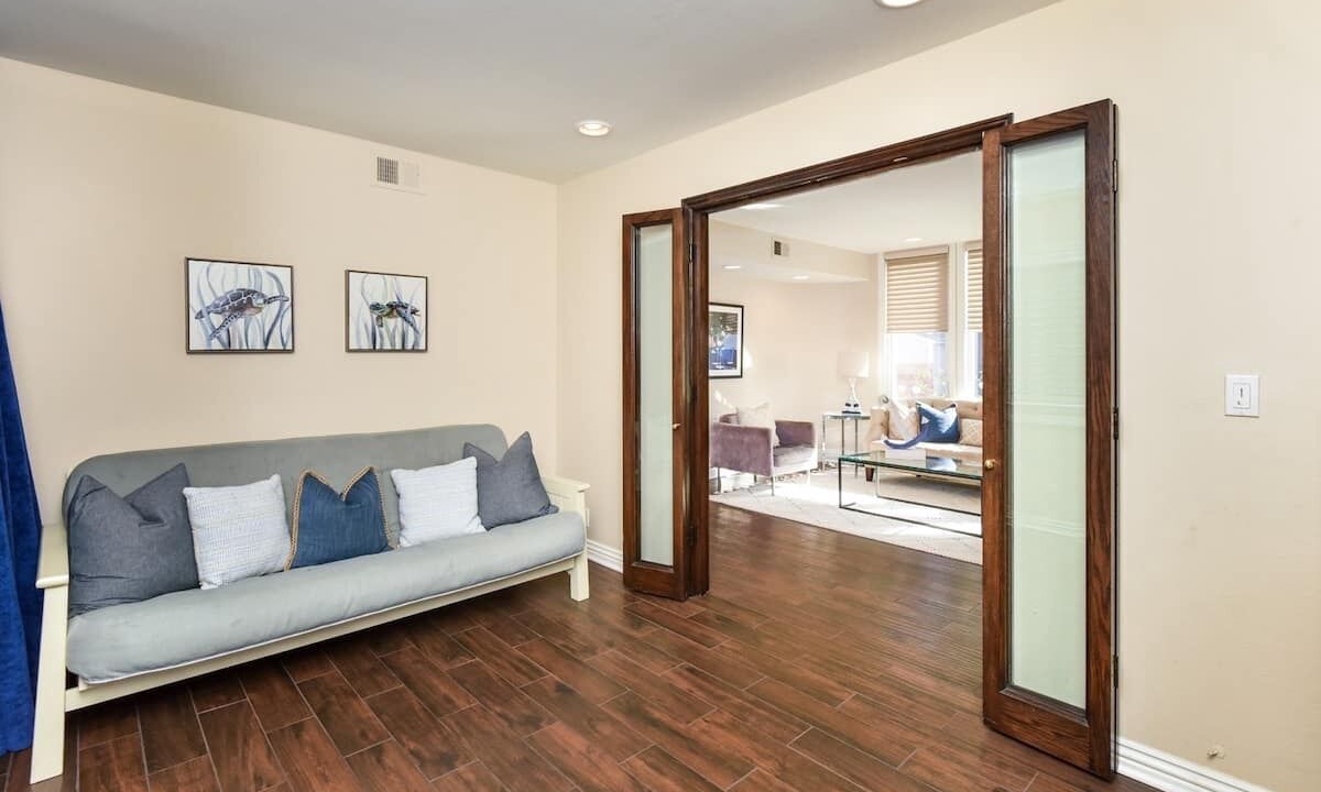 Photo of Livingroom in Newport Beach
