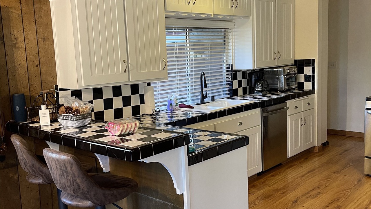 Photo of Kitchen in Running Springs