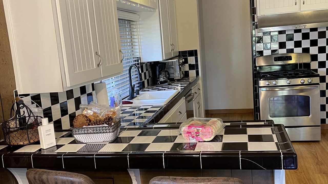 Photo of Kitchen in Running Springs