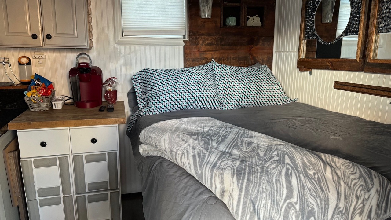 Photo of Bedroom in Victorville