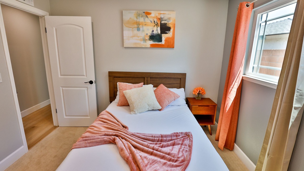 Photo of Bedroom in Southeast Anaheim