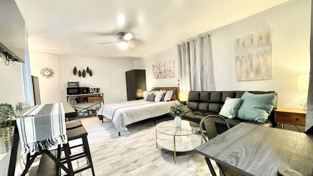 Photo of Livingroom in Lancaster