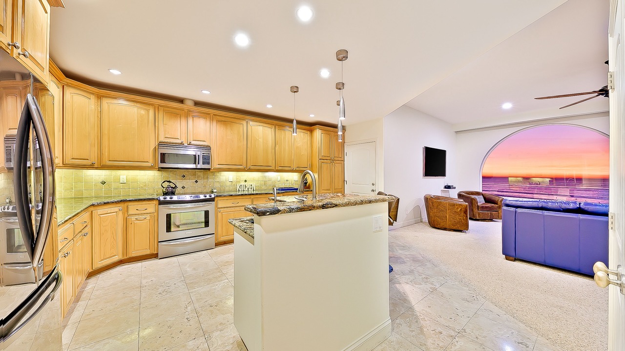 Photo of Kitchen in Beach Barber Tract