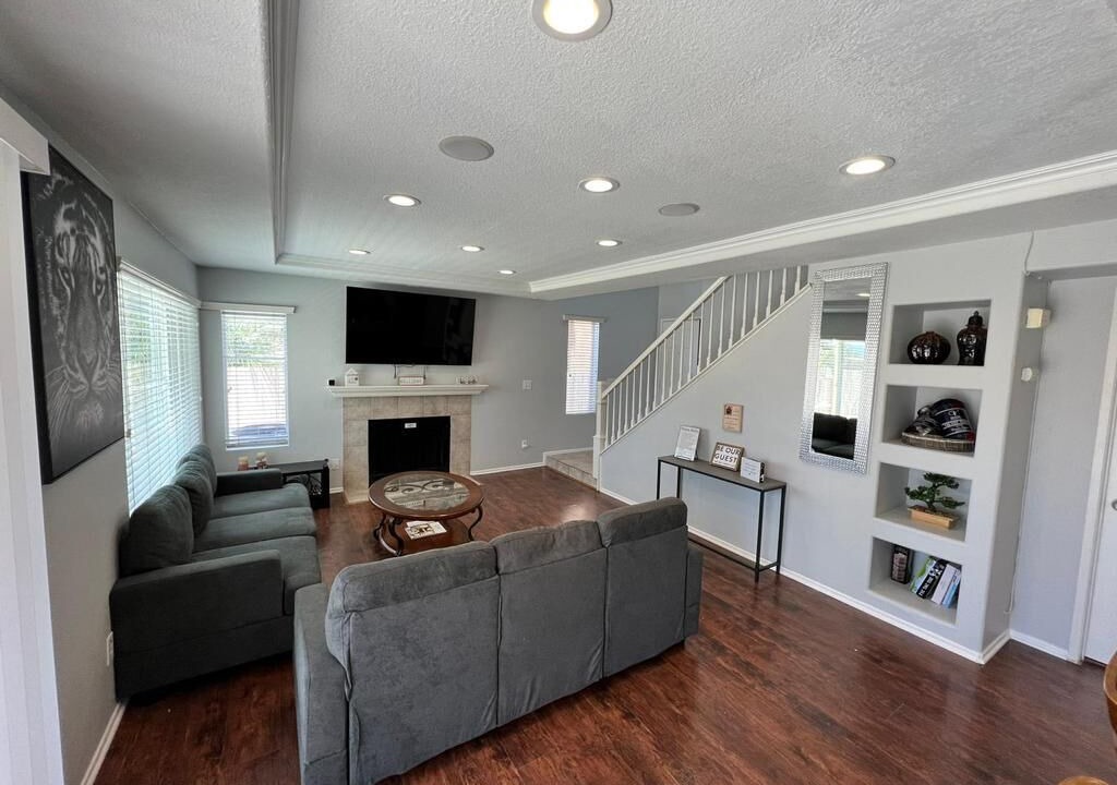 Photo of Livingroom in Murrieta Hot Springs