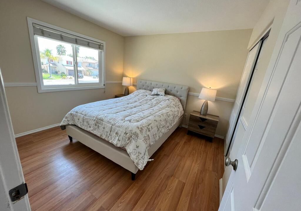 Photo of Bedroom in Murrieta Hot Springs