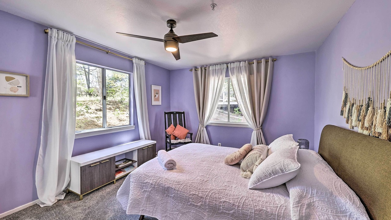 Photo of Bedroom in Twin Peaks