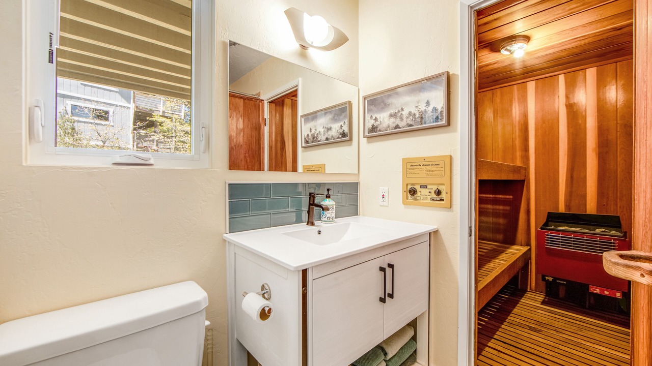 Photo of Bathroom in Lake Arrowhead