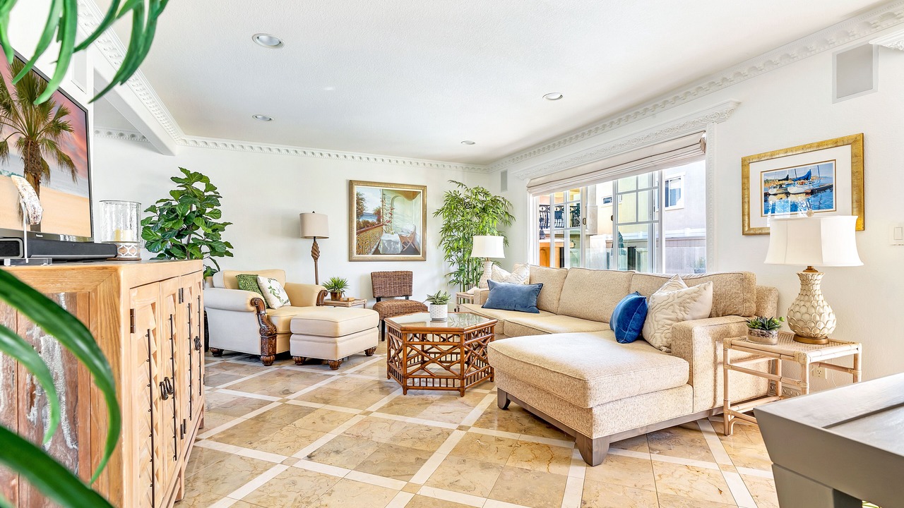 Photo of Livingroom in Corona del Mar