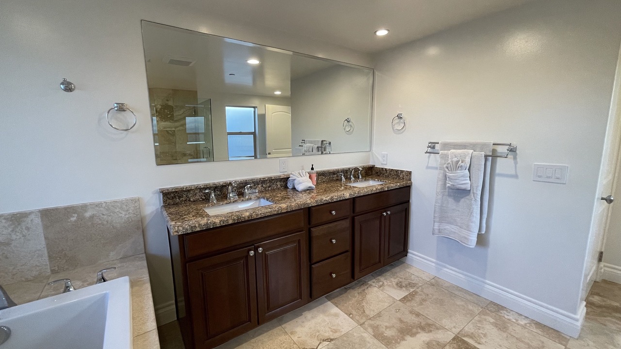Photo of Bathroom in Hollywood