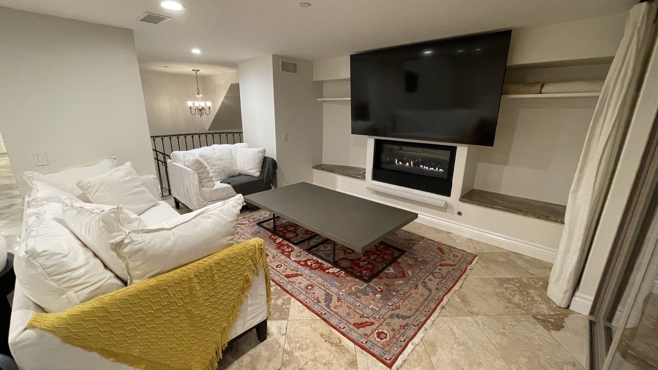 Photo of Livingroom in Hollywood