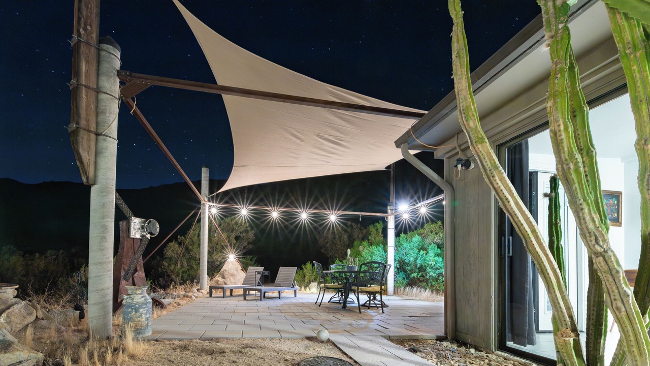 Photo of Patio Balcony in Morongo Valley