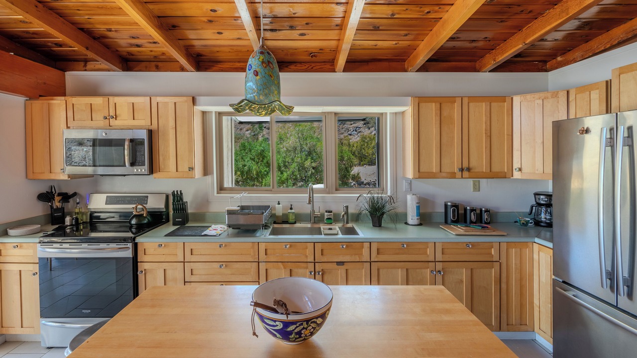 Photo of Kitchen in Morongo Valley