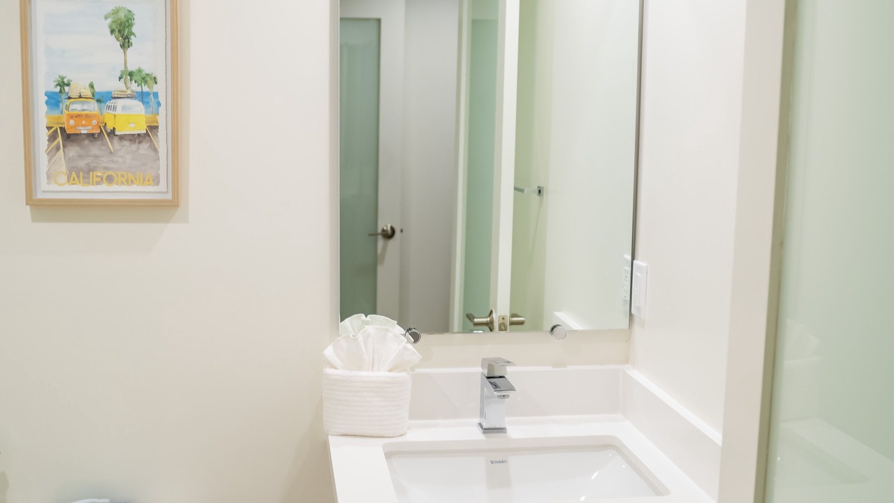 Photo of Bathroom in Beverly Grove