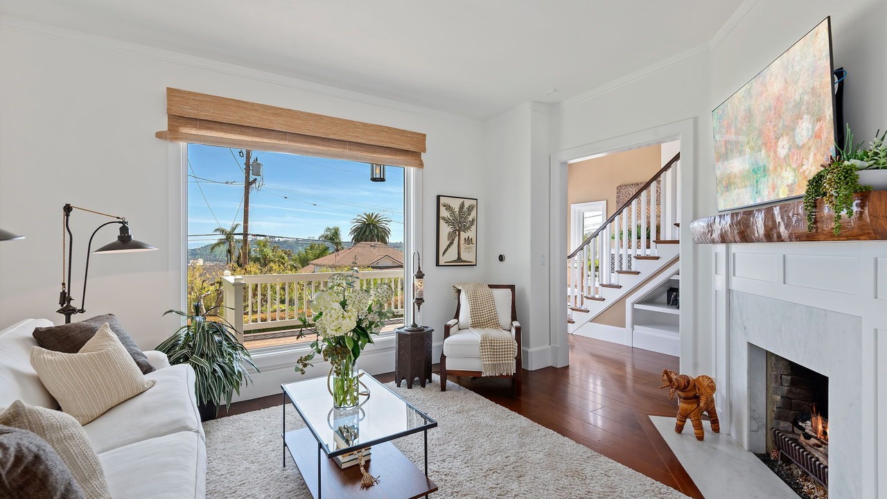 Photo of Livingroom in Upper East