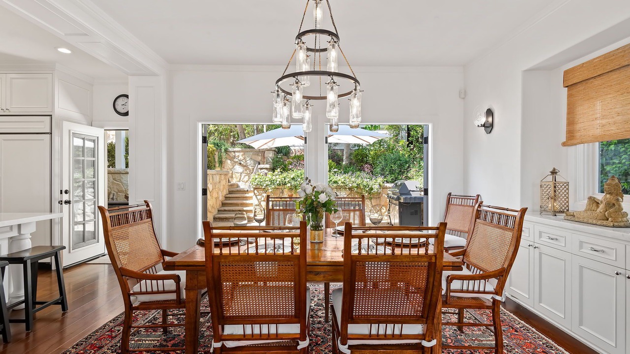 Photo of Livingroom in Upper East