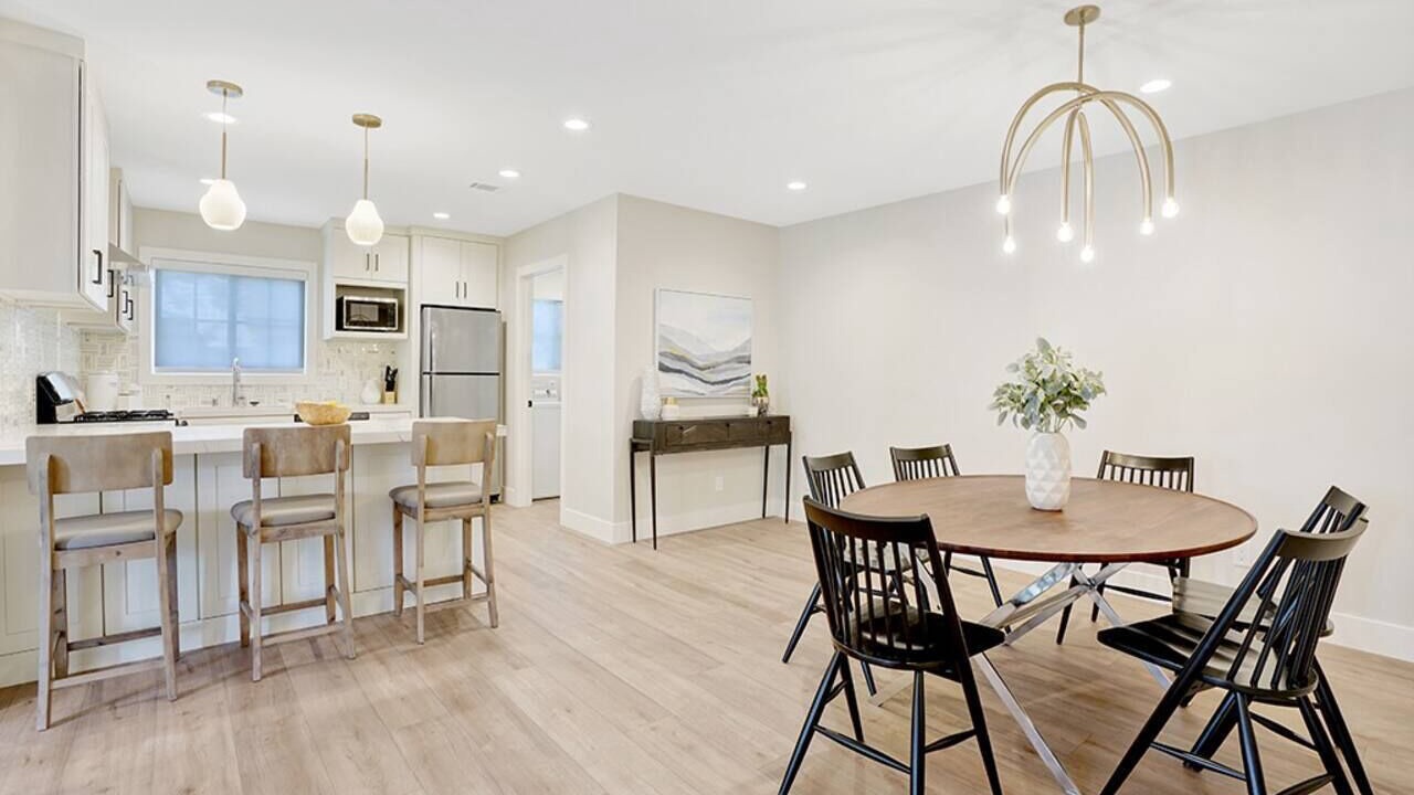 Photo of Livingroom in Fullerton