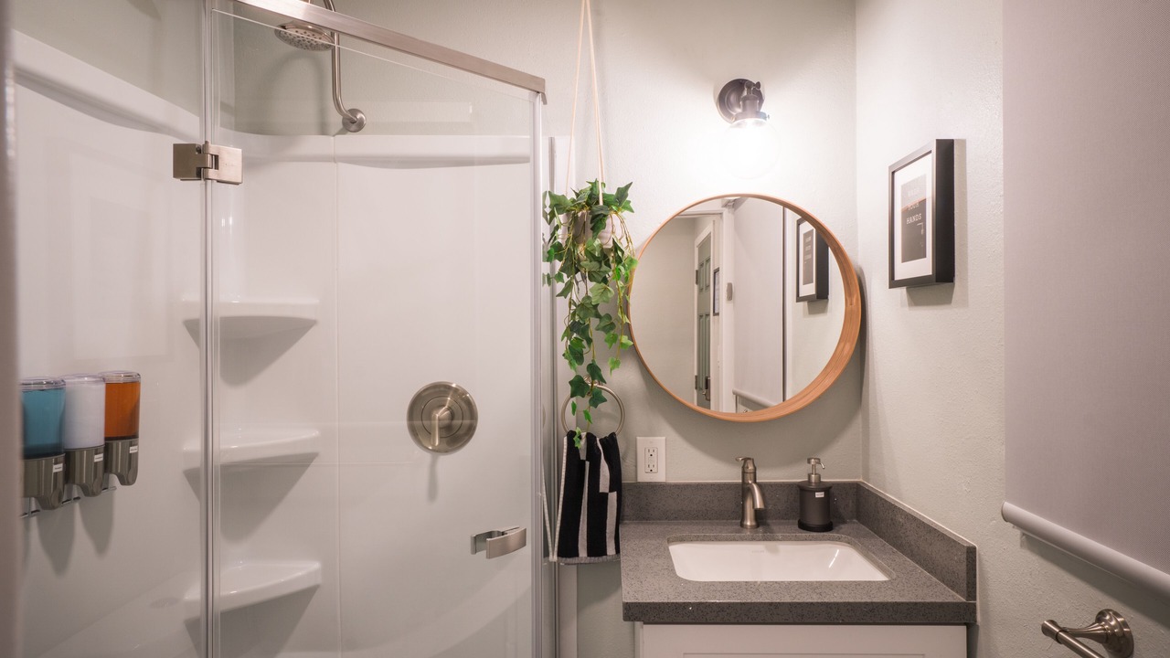 Photo of Bathroom in East Pasadena