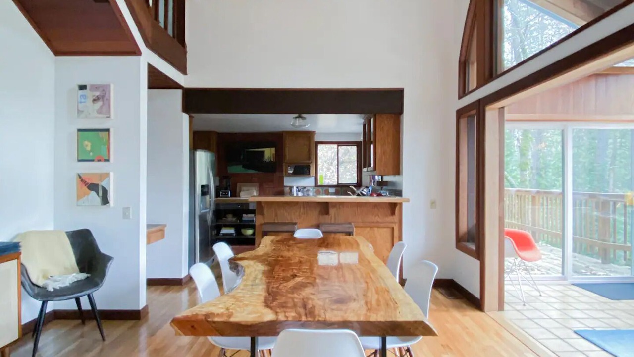 Photo of Livingroom in Cedar Ridge