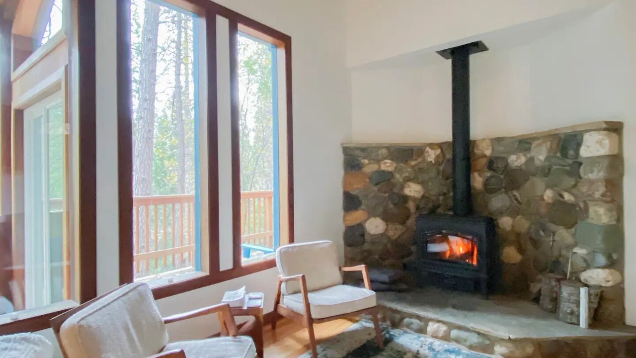 Photo of Livingroom in Cedar Ridge