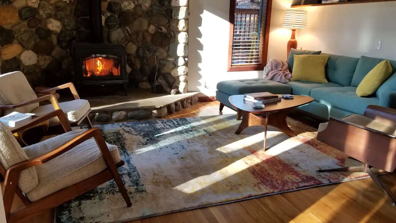 Photo of Livingroom in Cedar Ridge
