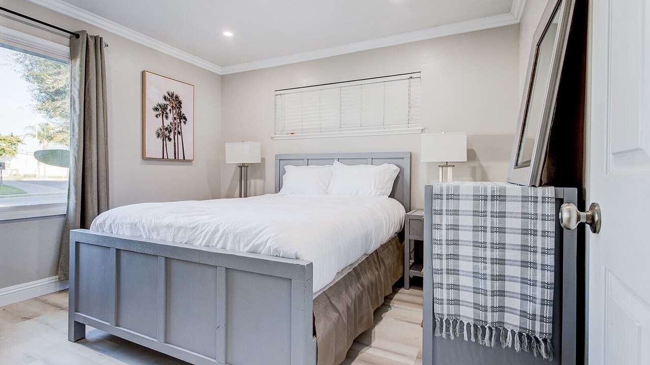 Photo of Bedroom in Huntington Beach