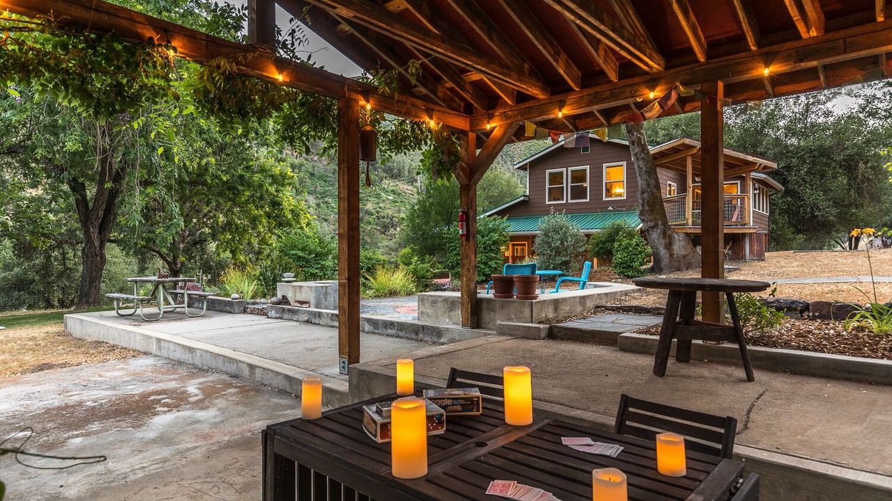 Photo of Outdoor in Incline