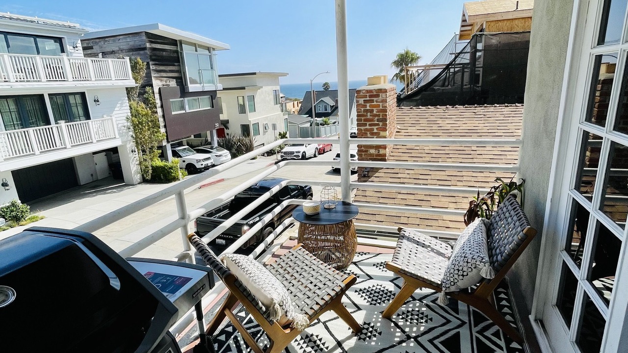 Photo of Patio Balcony in Hermosa Beach
