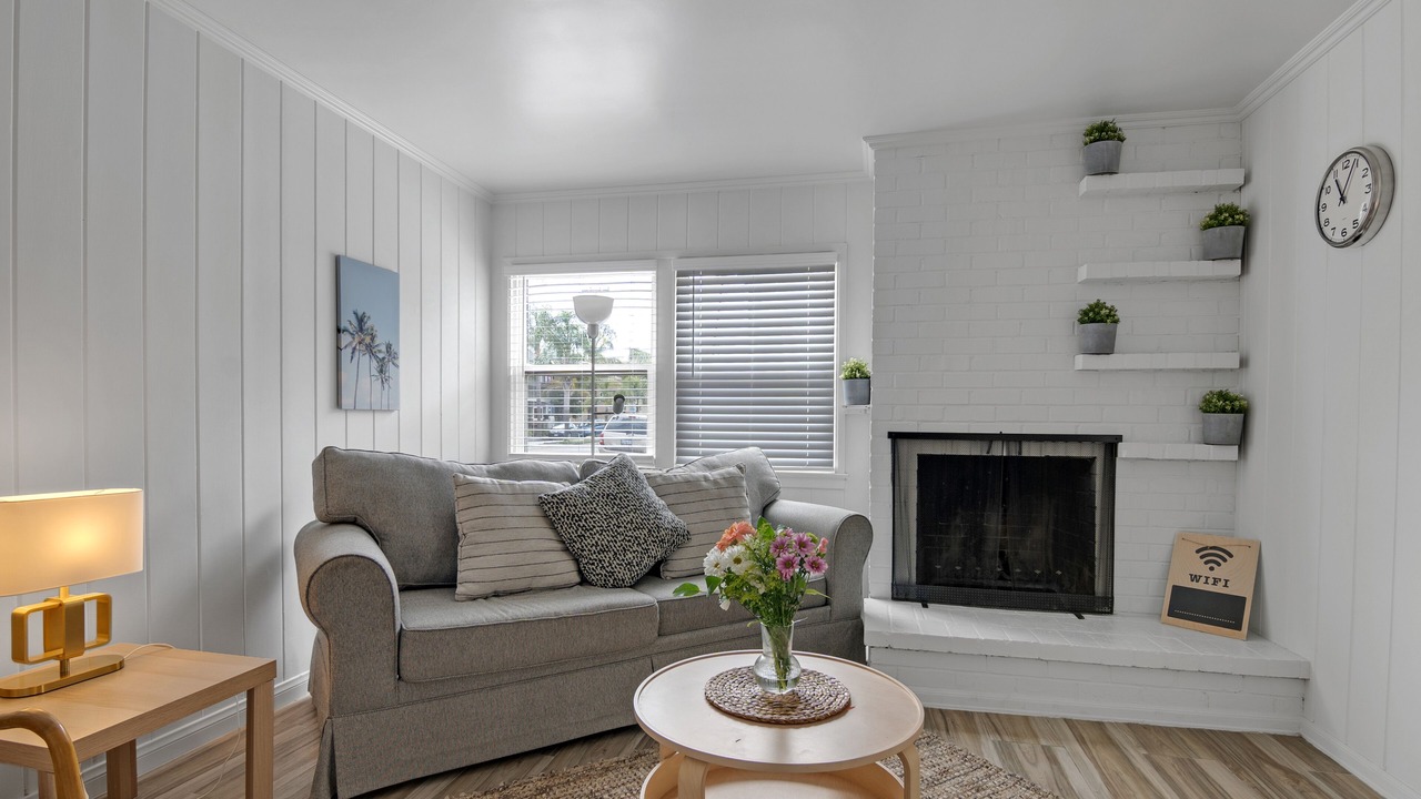 Photo of Livingroom in Peninsula