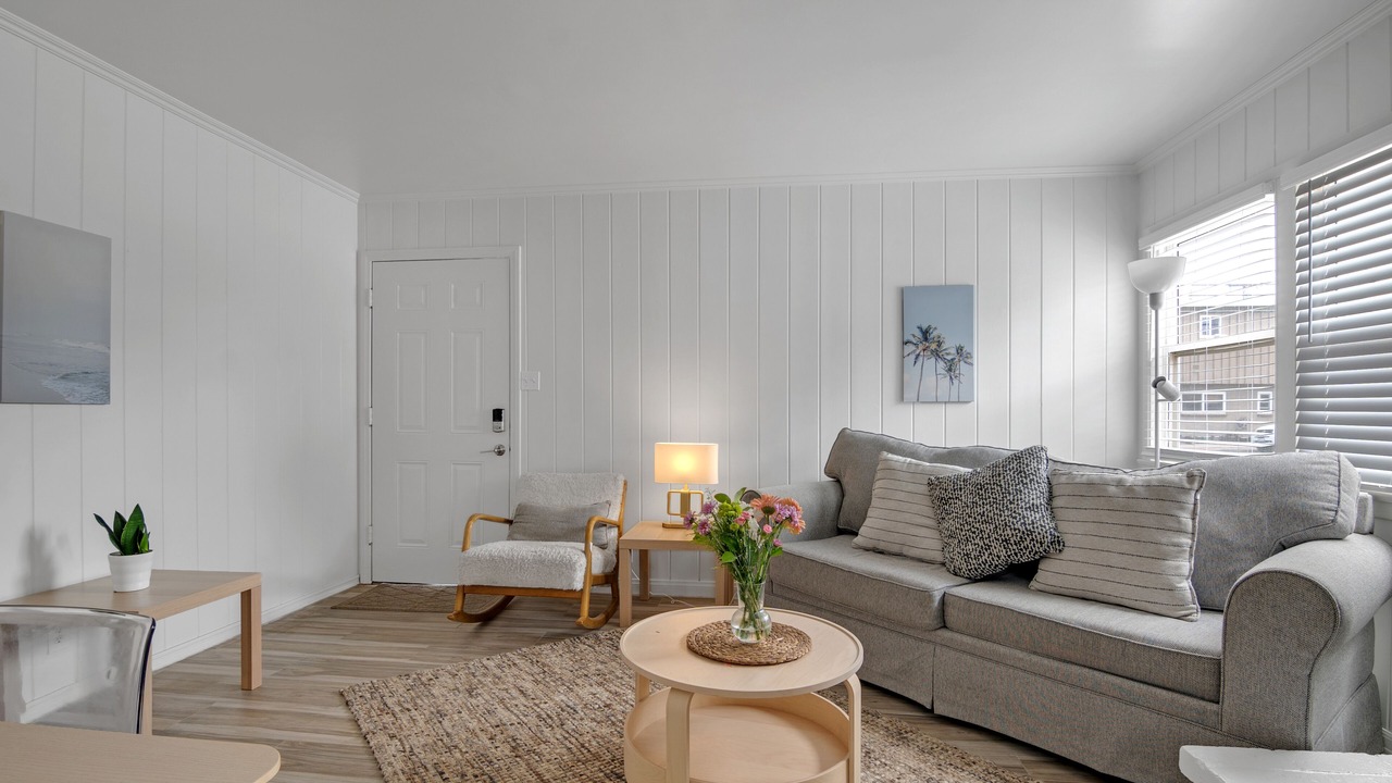 Photo of Livingroom in Peninsula