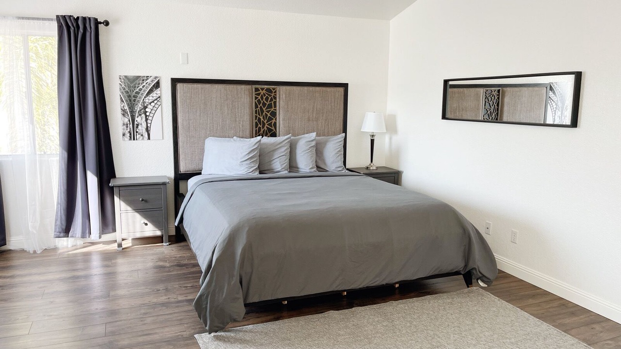 Photo of Bedroom in North Valley