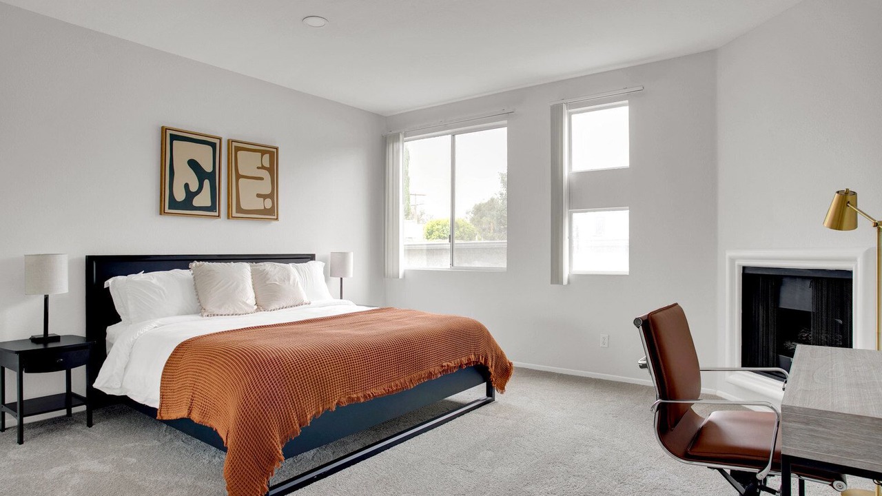 Photo of Bedroom in Sherman Oaks
