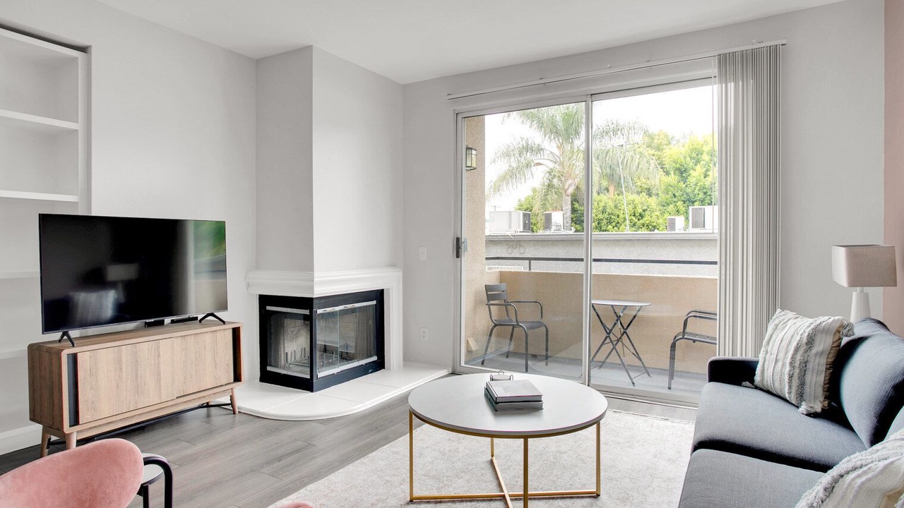 Photo of Livingroom in Sherman Oaks