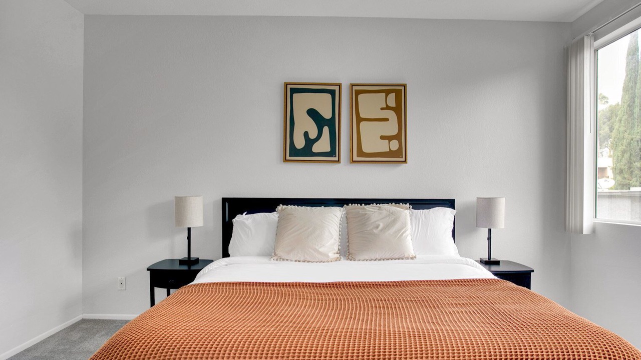 Photo of Bedroom in Sherman Oaks