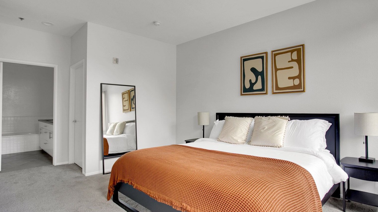 Photo of Bedroom in Sherman Oaks