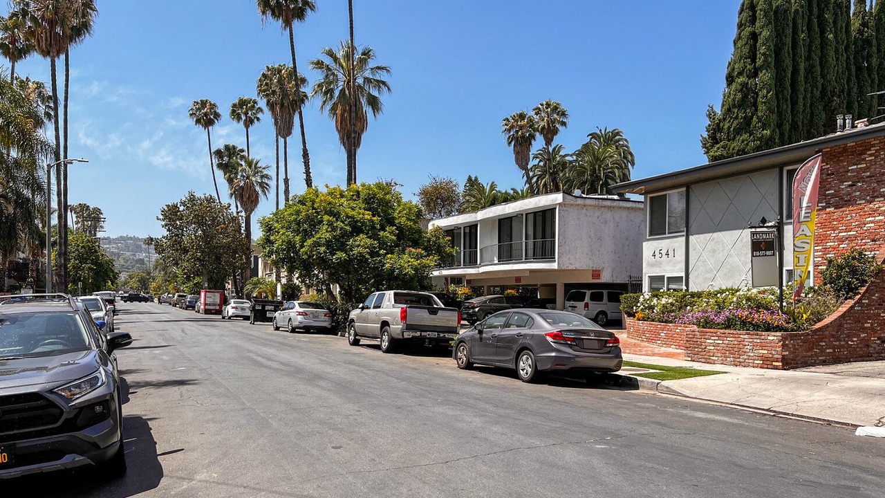 Photo of Outdoor in Sherman Oaks