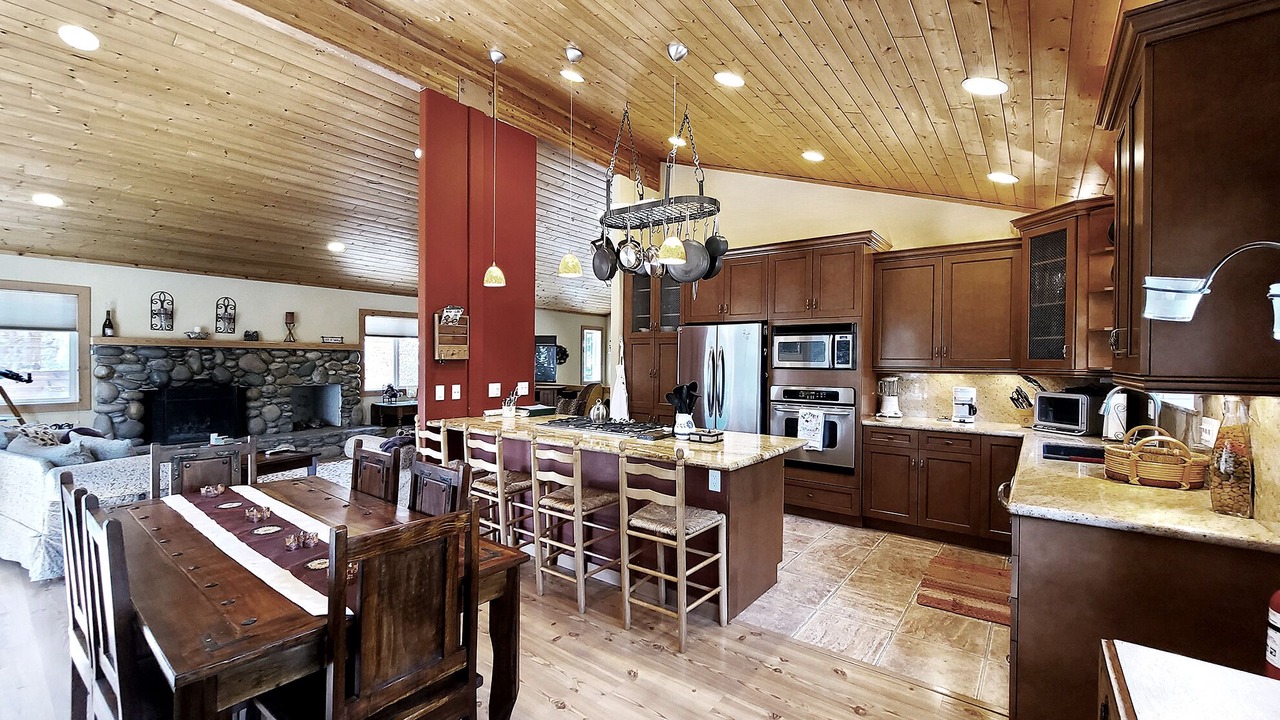 Photo of Kitchen in Tahoe Sierra Estates