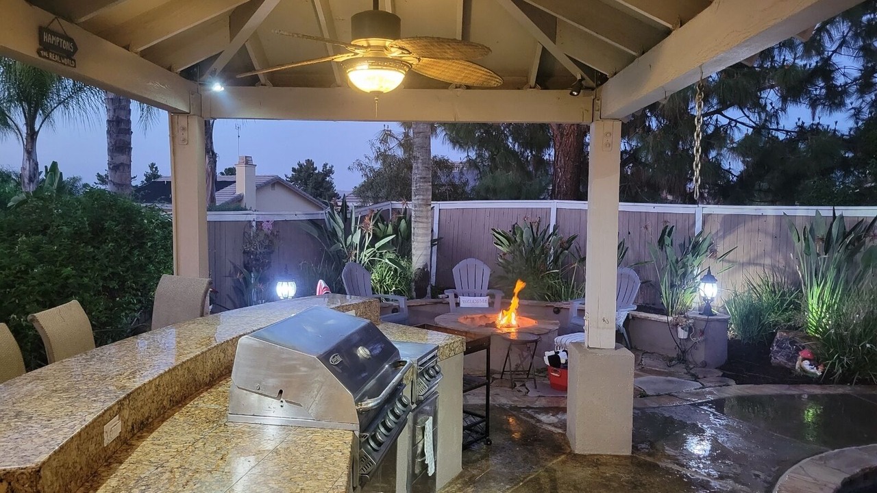 Photo of Outdoor in Corona