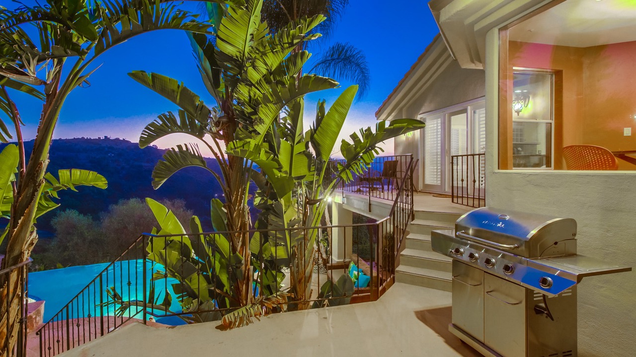 Photo of Patio Balcony in Valley Center