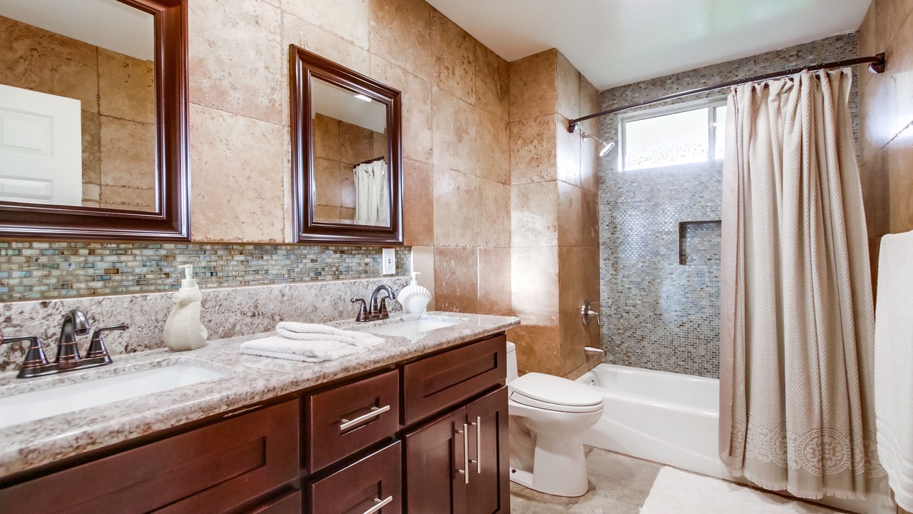 Photo of Bathroom in Valley Center
