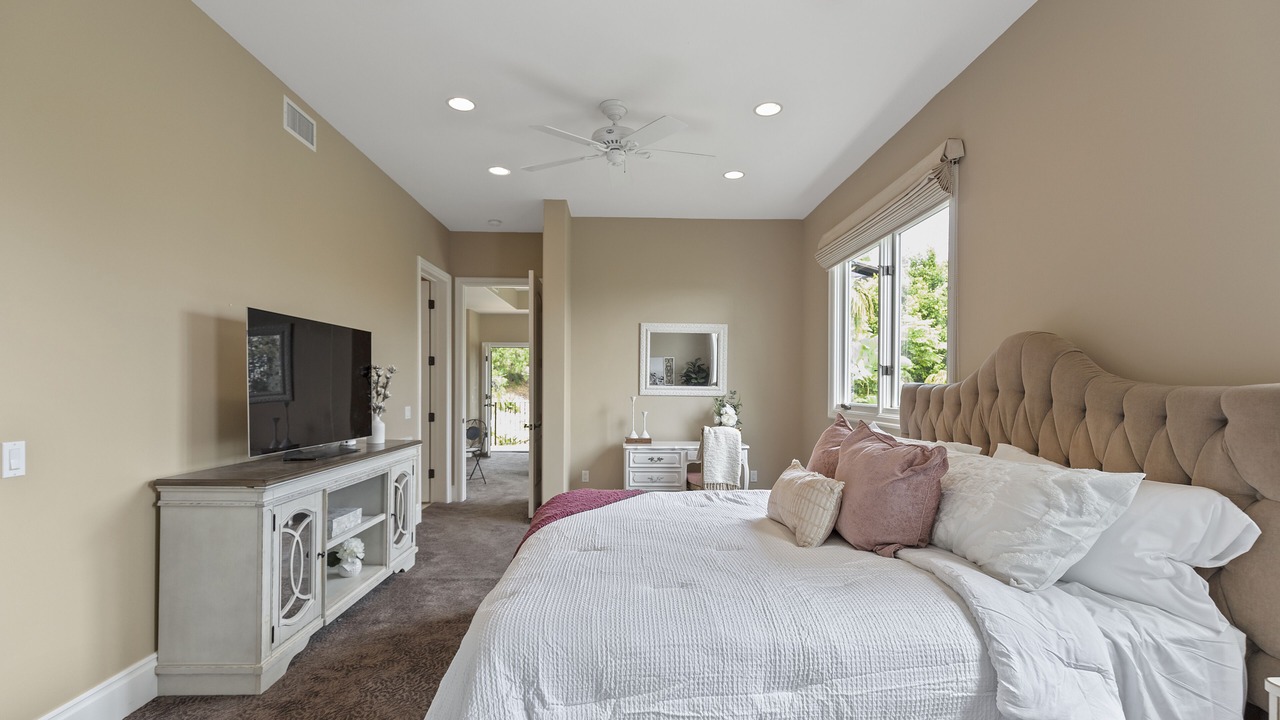 Photo of Bedroom in Santa Ana