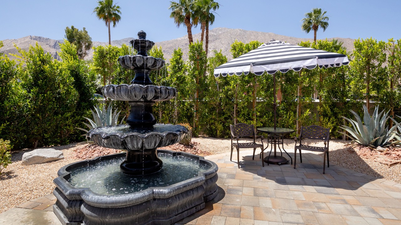 Photo of Outdoor in Warm Sands