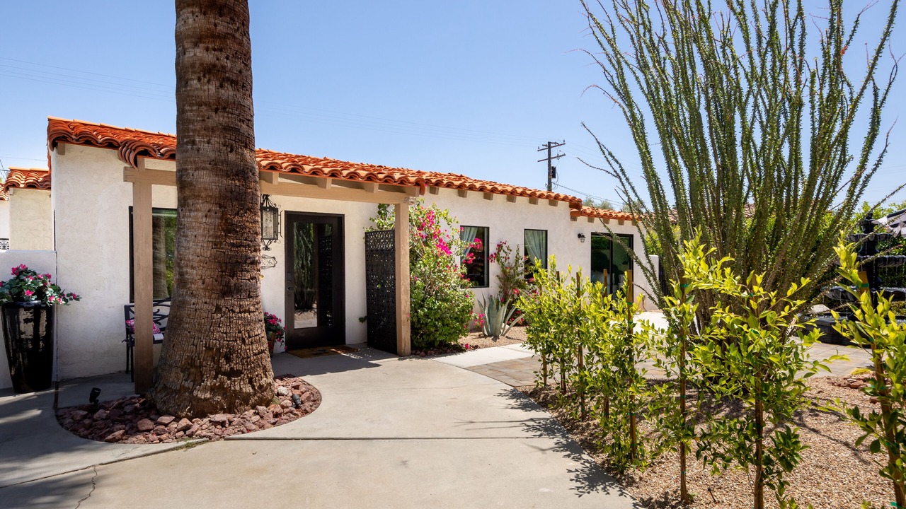 Photo of Outdoor in Warm Sands