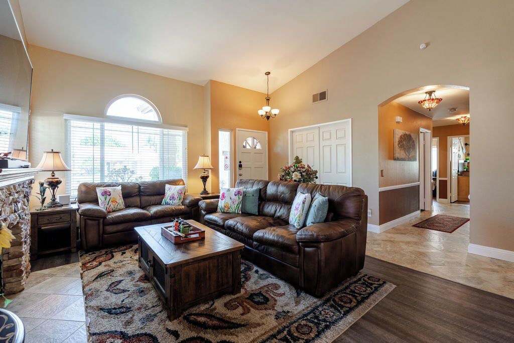 Photo of Livingroom in Temecula