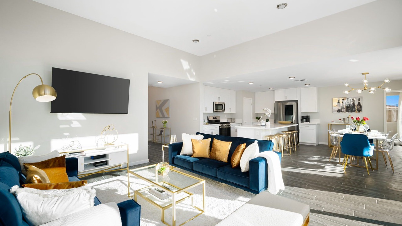 Photo of Livingroom in Desert Hot Springs