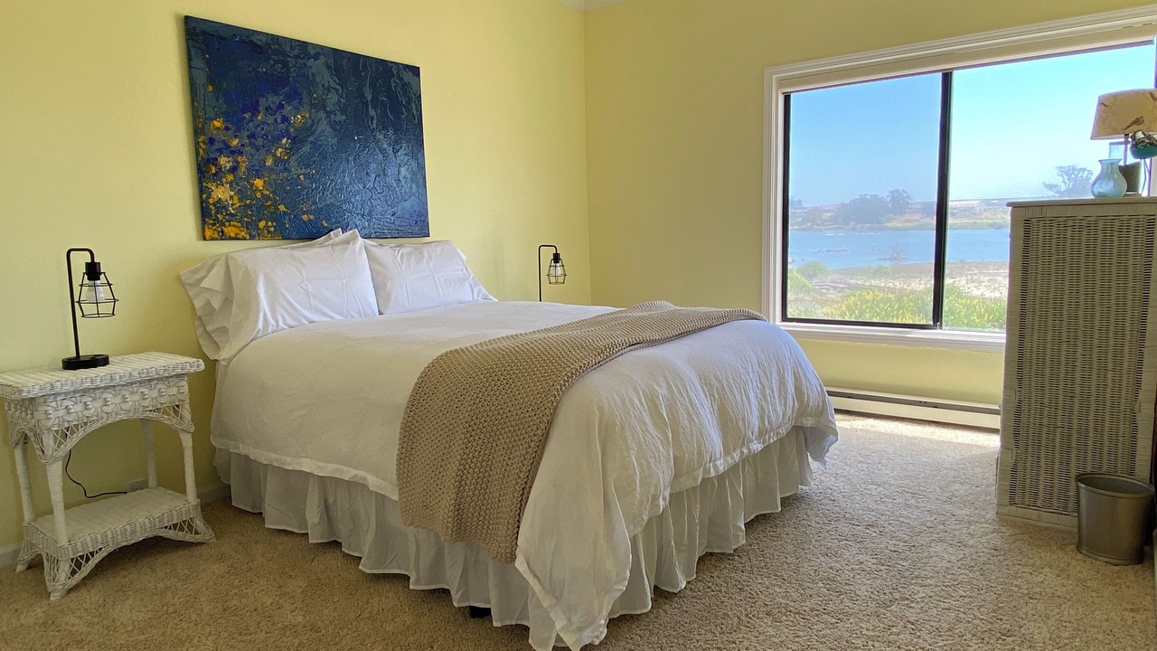 Photo of Bedroom in Moss Landing