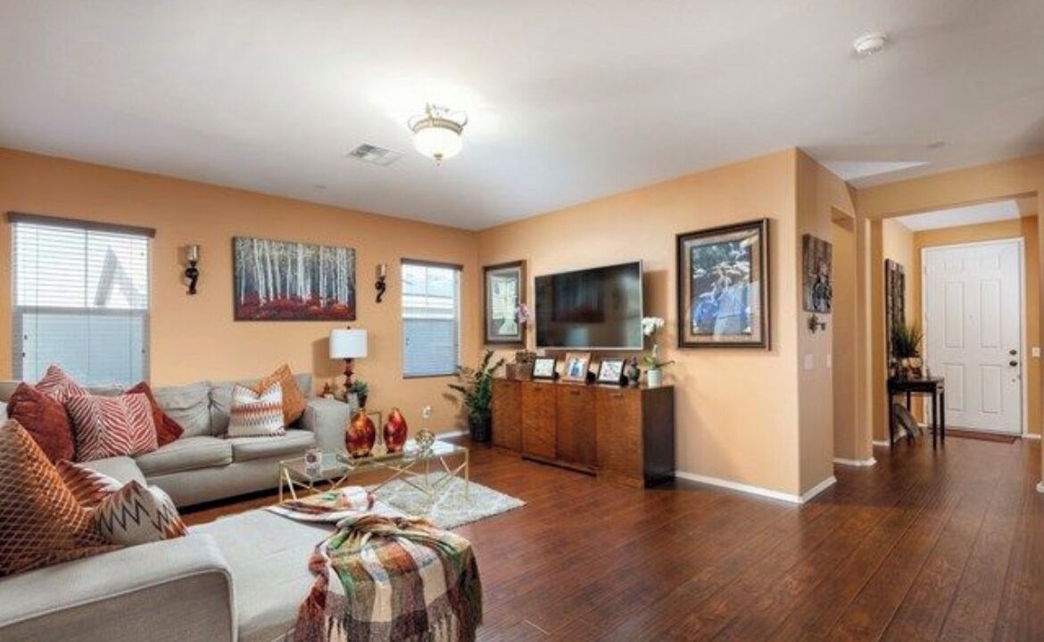 Photo of Livingroom in San Jacinto