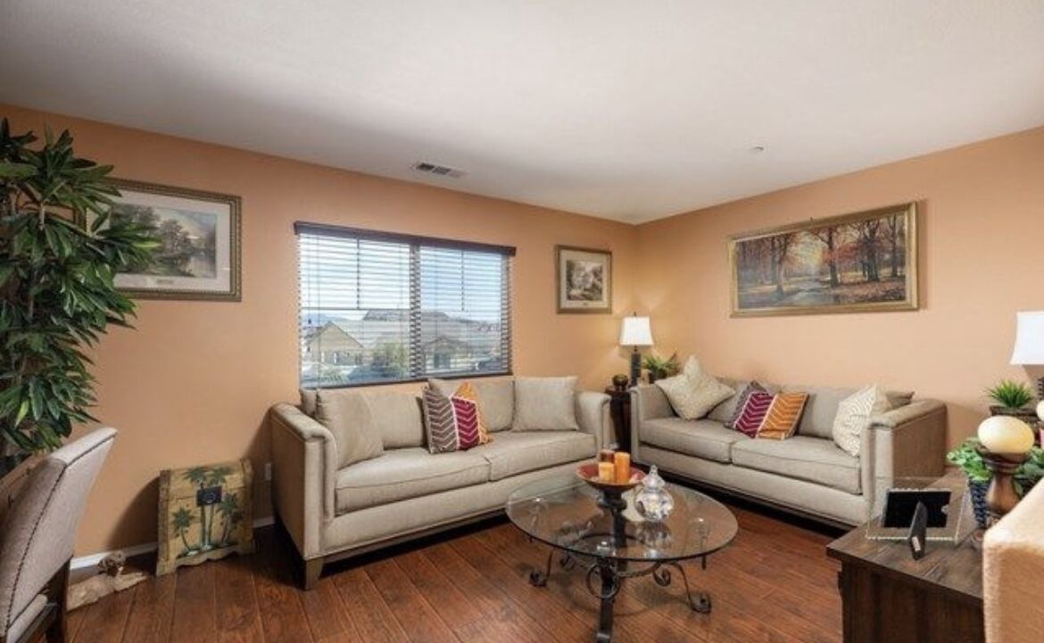 Photo of Livingroom in San Jacinto