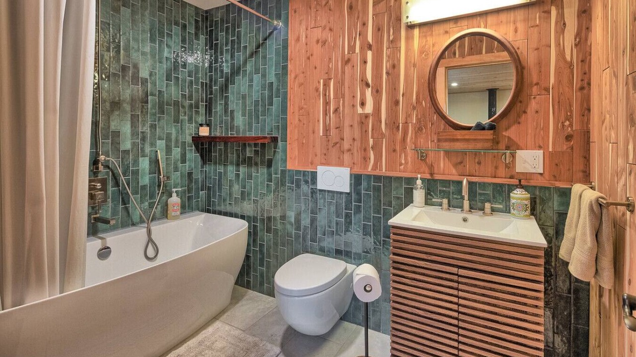 Photo of Bathroom in Arcata